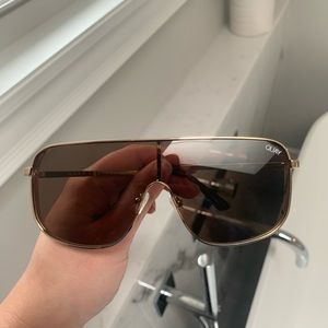 QUAY Sunglasses